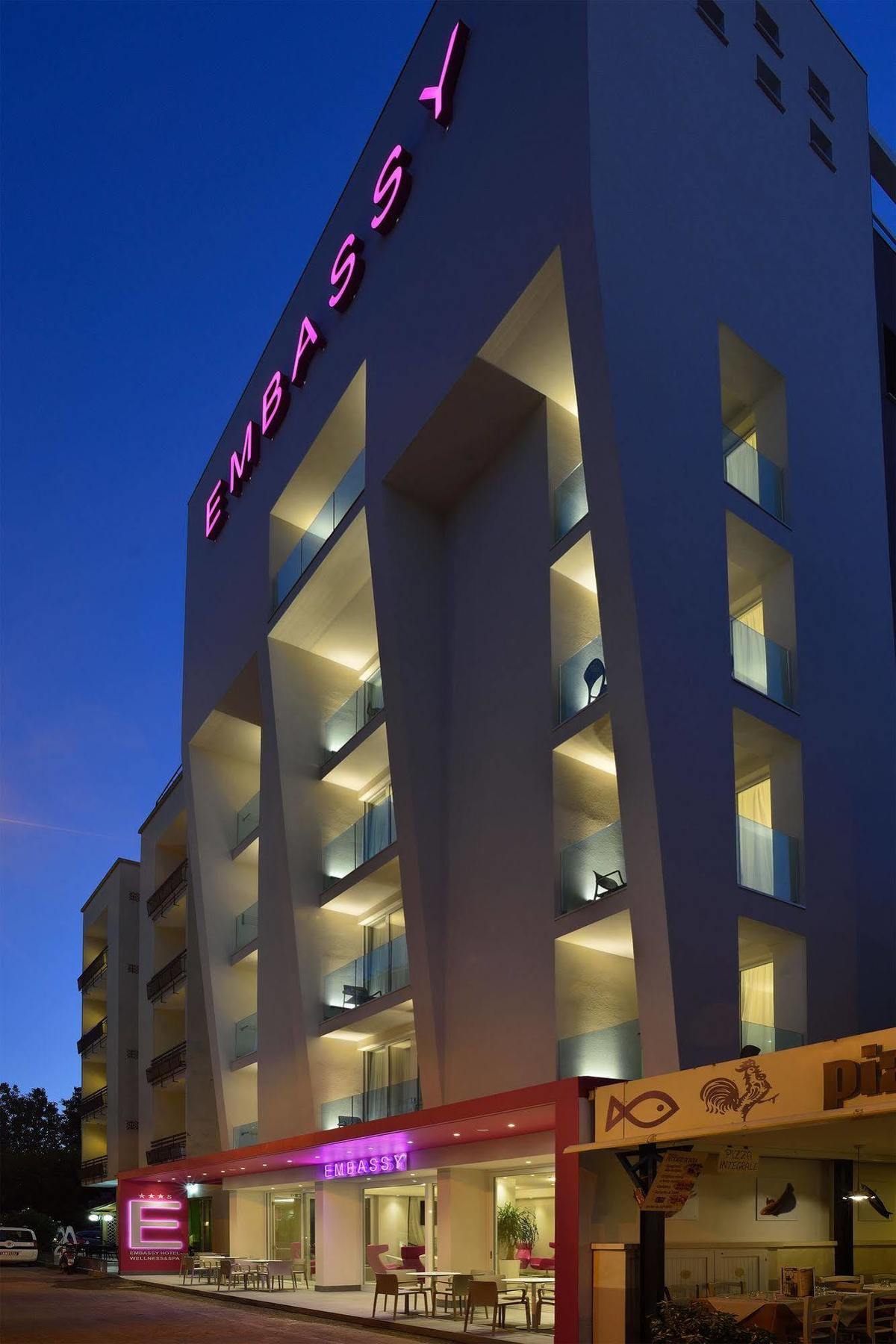 Embassy Hotel & Spa Κατόλικα Εξωτερικό φωτογραφία