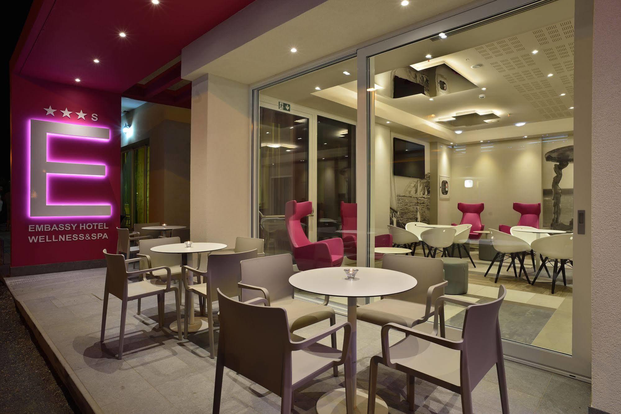 Embassy Hotel & Spa Κατόλικα Εξωτερικό φωτογραφία