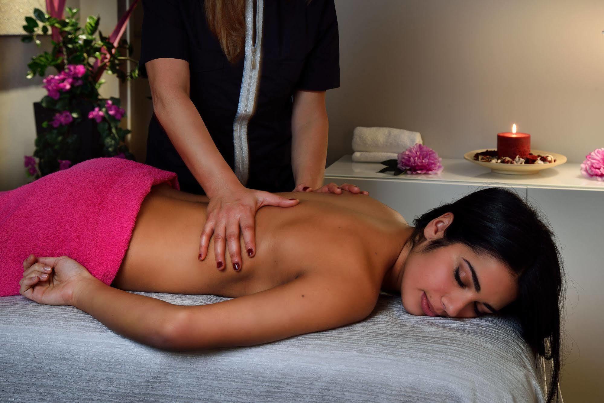 Embassy Hotel & Spa Κατόλικα Εξωτερικό φωτογραφία